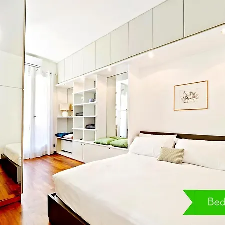 Apartment Rentopolis Piazza San Marco 1 *